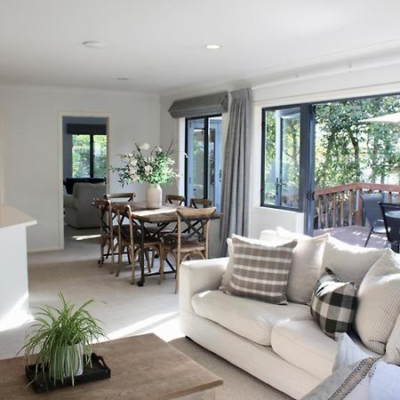 5-Min Walk To Village - Havelock North Holiday Home With Spa Pool Zewnętrze zdjęcie