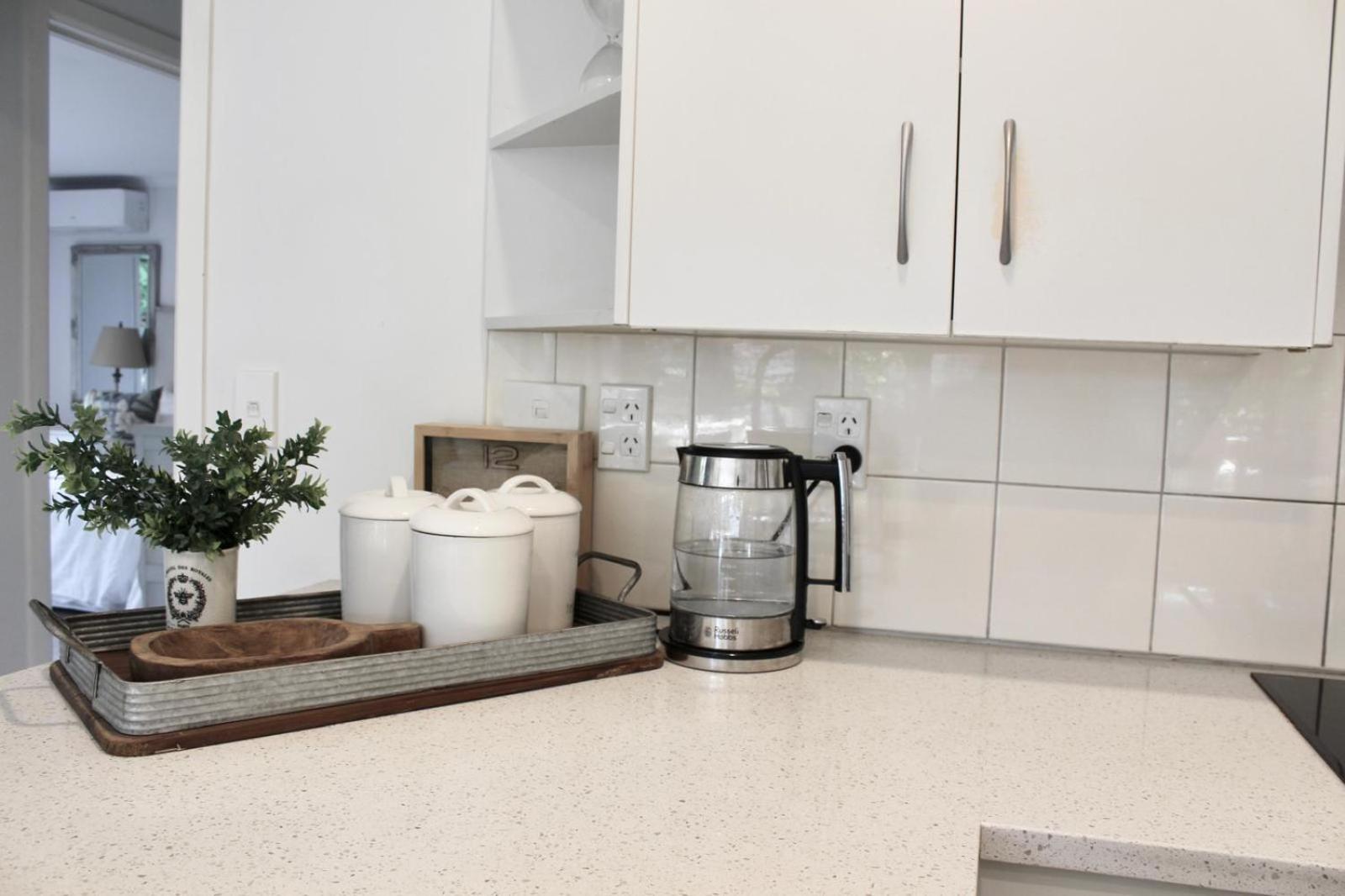 5-Min Walk To Village - Havelock North Holiday Home With Spa Pool Zewnętrze zdjęcie